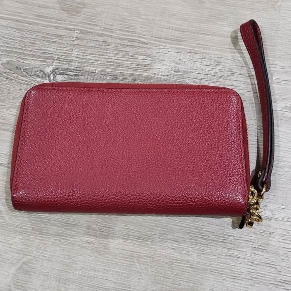 Michael Kors Zip Leather Wristlet - Picture 3 of 4